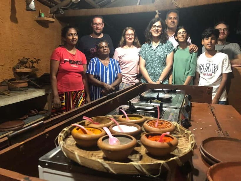 Kandy Cooking Class with Granny - From Kandy to a family kitchen in the hills