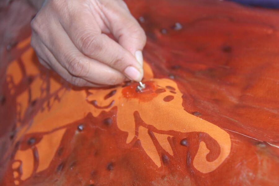 Kandy: Interactive Batik Workshop - Clothing, comfort, and who should skip it