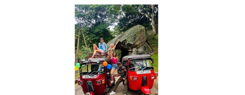 Kandy Private Guided City Day Tour by Local Tuk Tuk - Gadaladeniya Temple and the Mahaweli River
