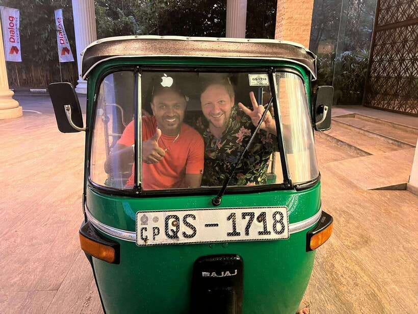 Kandy Private Guided City Tour by Tuk Tuk - The Temple of the Tooth and Kandy’s royal center