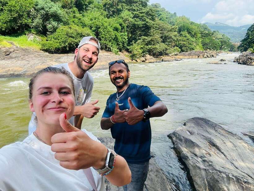Kandy Private Guided City Tour by Tuk Tuk - Herbal medicine, woodcarving, batik, and gems