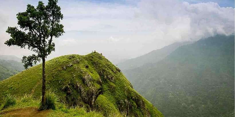 Kandy: Shanthipura and Nuwara Eliya - Hakgala Botanical Gardens brings flowers and legend