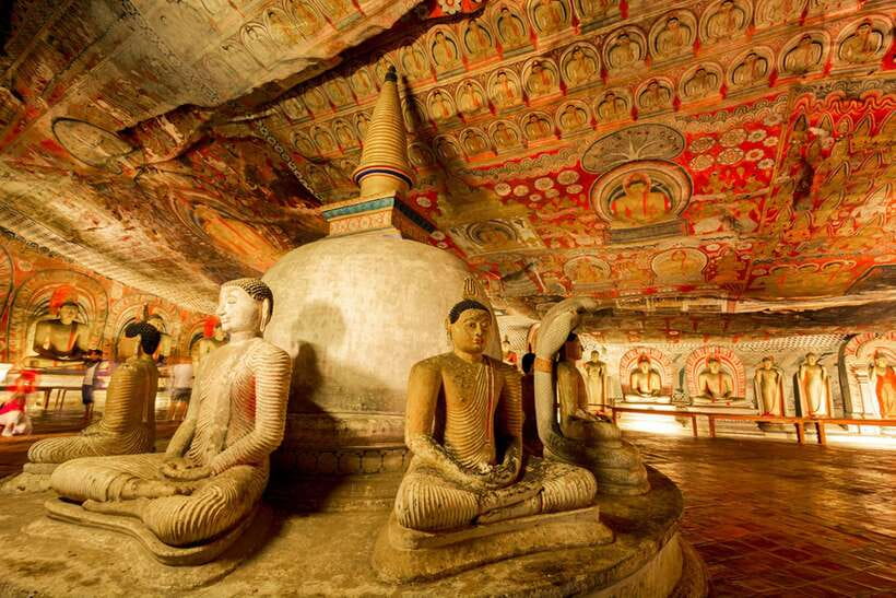 Kandy: Sigiriya Fortress & Cave Temple Full Day Private Tour - What the $75 price really buys you