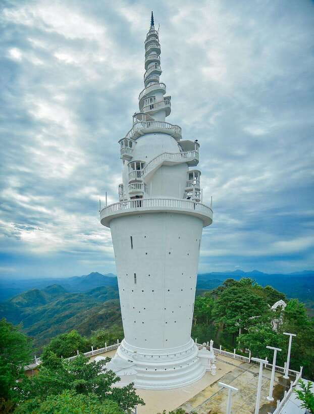 Kandy to Ambuluwawa Tuk Tuk Tour - Ambuluwawa Tower gives this day its shape