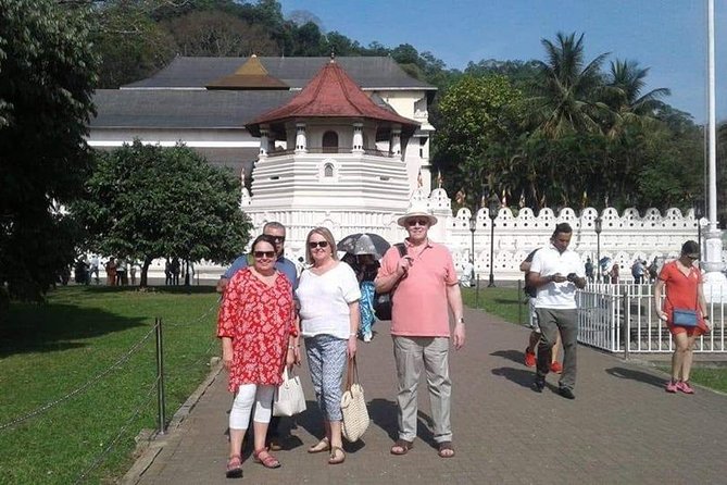 Kandy to Colombo Airport (Airport Drop) or Negombo - Private service, with value depending on your group