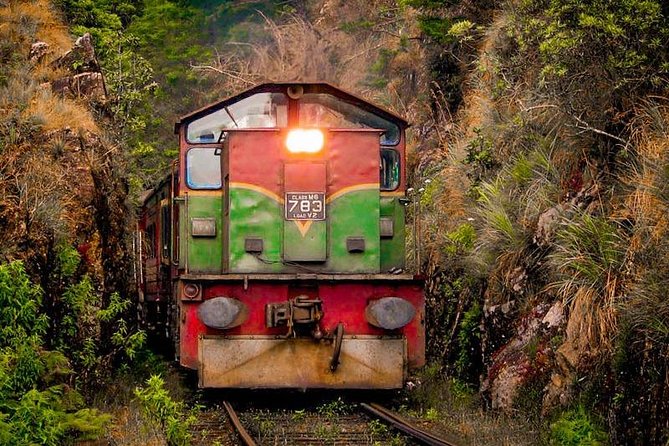 Kandy to Ella train ride on (Train No: 1015 "Udarata Menike") - Why the Kandy to Ella train ride is so popular