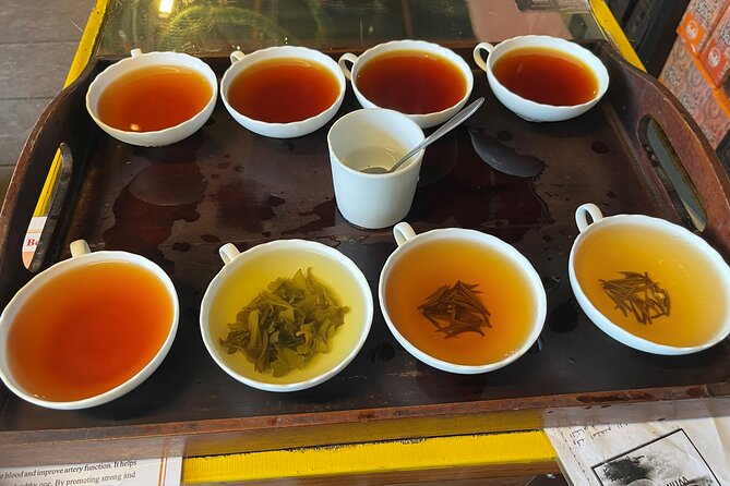 Kandy to Nuwara Eliya Private Day Tour: Tea Factory& Gregory Lake - Gregory Lake offers a slower hour