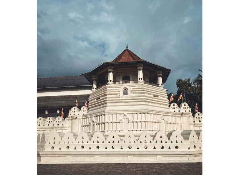 Kandy to Pinnawala Guided Day Tours by Local - Starting in Kandy and heading toward Pinnawala