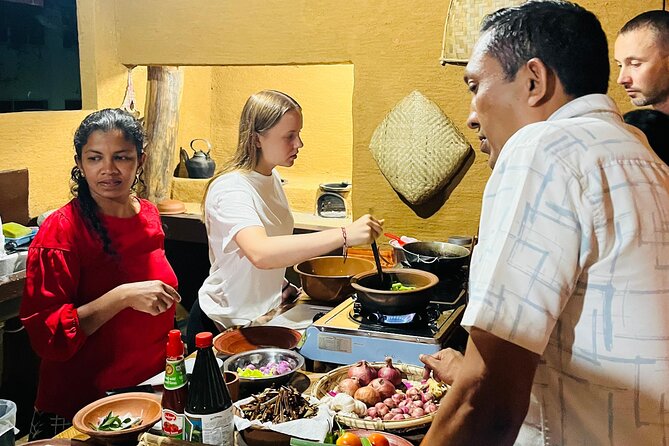 Kandyan Hut Cooking Class - Sitting down to the meal you made