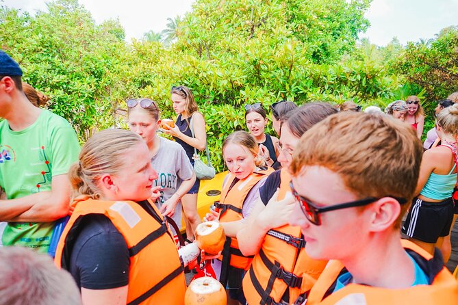 Kayaking Adventure on serene waters through mangroves, Akurala - Is the $15 price fair?