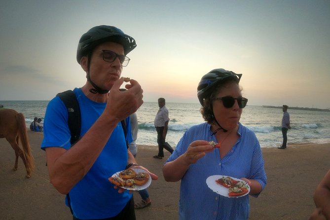 Luxury Night Cycle Tour of Colombo - The Dutch Hospital and Colombo Fort