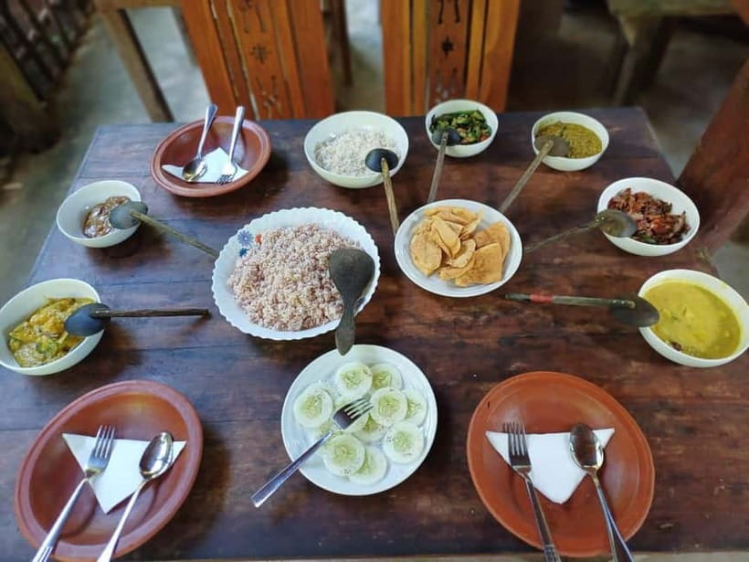 Mirissa: Cooking Class with Beer and Meal - The spice lesson is the real value