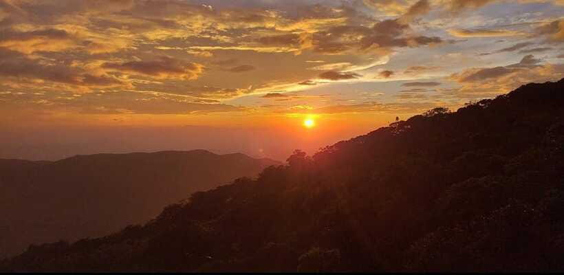 Morning Sunrise Tour/Evening Sunset Tour To Nelligala Temple - Is $8 good value?