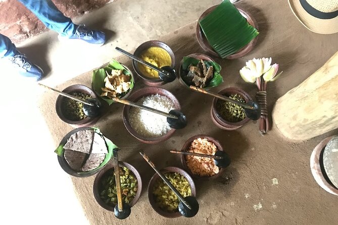 Multi Day Private Tour Around Sri Lanka with our Personal Driver - Day 8: Buduruwagala and Ravana Falls