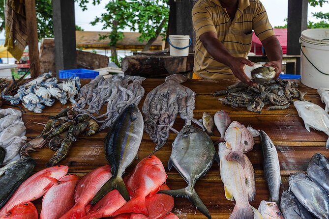 Negombo City Tour - See a Hindu temple at Sri Singama Kali Amman Kovil