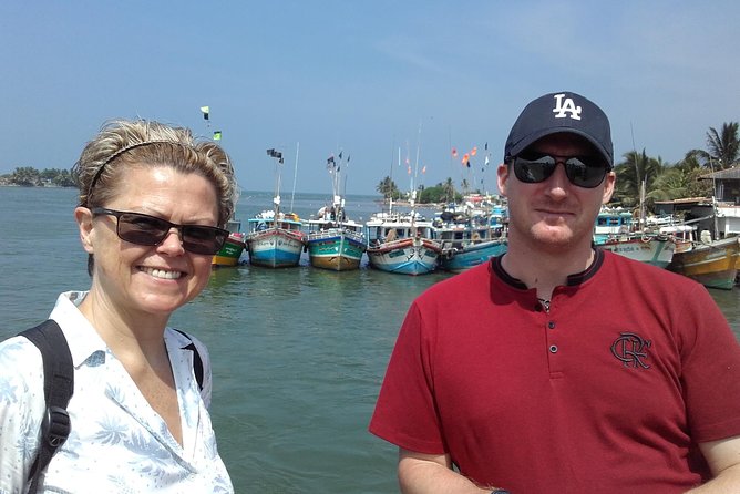 Negombo City Tour - End at Mankuliya’s fishing boats and lagoon mouth
