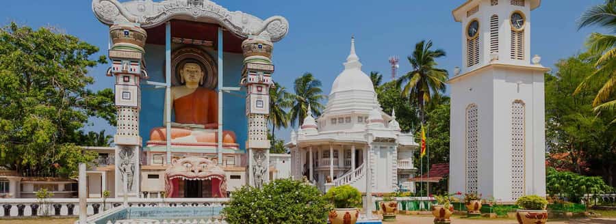 Negombo: Guided City Tour by Tuk Tuk with Hotel Pickup - Negombo Beach, sea air, and a different side of town