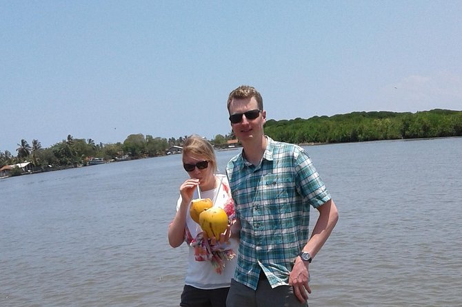 Negombo Lagoon Boat Safari From Negombo - Cruising Through Mangroves and Canals