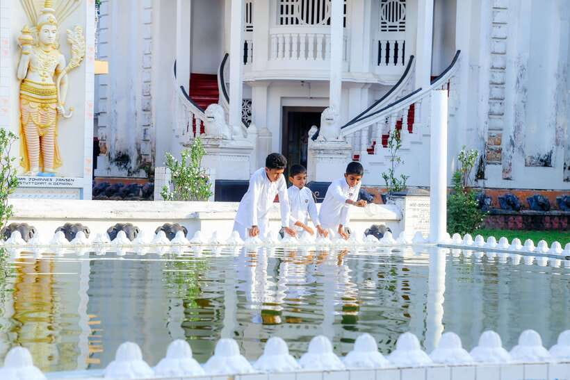 Negombo: Private Half-Day Tuk-Tuk Tour with Hotel Transfers - Why a tuk-tuk works so well in Negombo