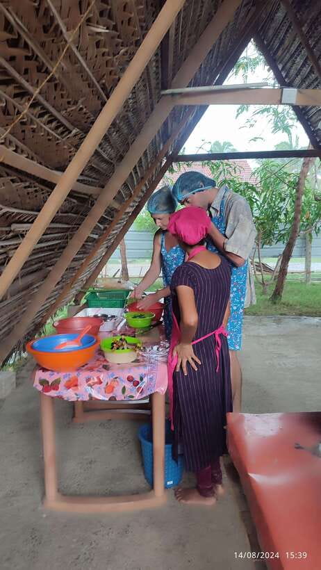 Nilaveli: Sri Lankan Cooking Class with a Local Family - Meeting at Pigeon Island Tours