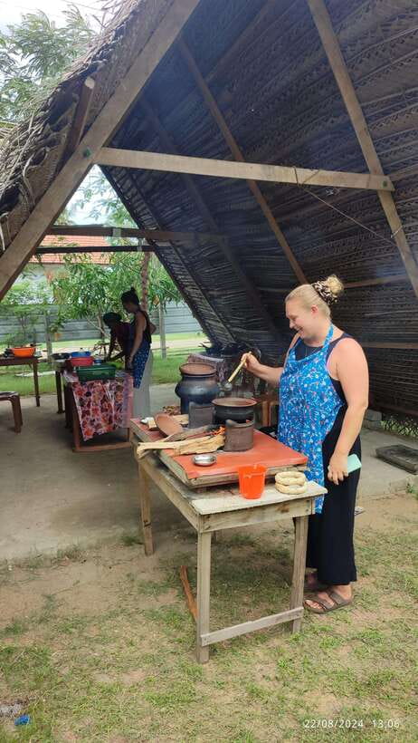 Nilaveli: Sri Lankan Cooking Class with a Local Family - A personal class for families and food lovers