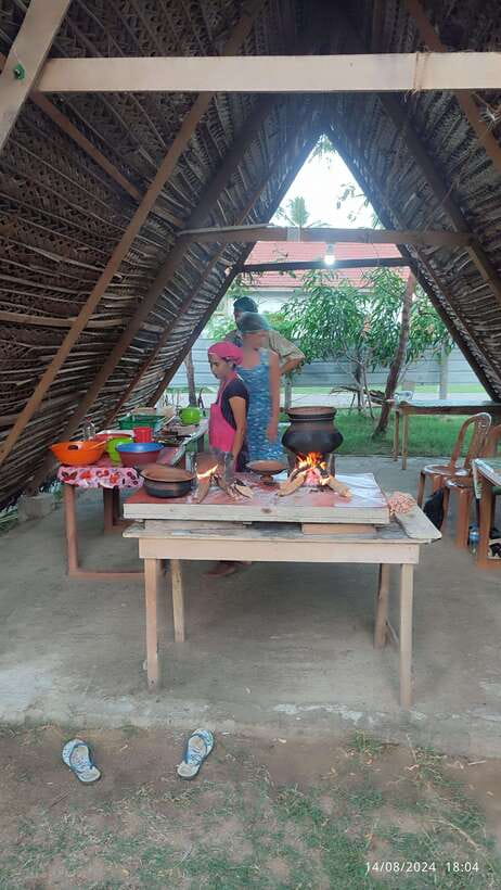 Nilaveli: Sri Lankan Cooking Class with a Local Family - What to bring and what to expect