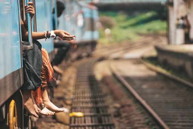 Nuwara Eliya from Kandy by Train - How to prepare for the train and road sections