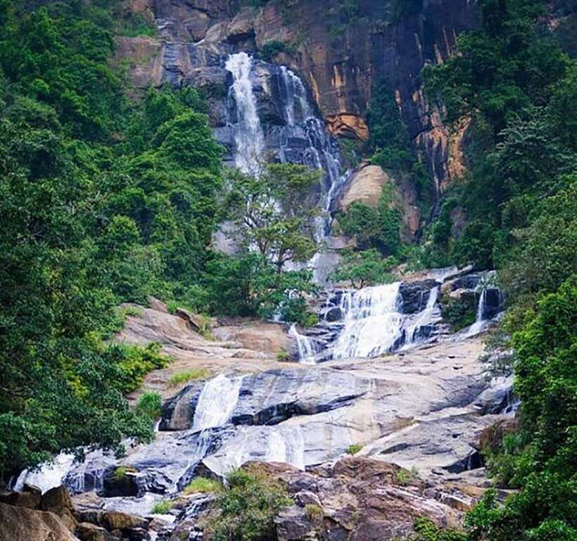 Nuwara Eliya: Tea Factory and Pickle Waterfalls Tuk Tuk Tour - Ramboda Falls brings the drama