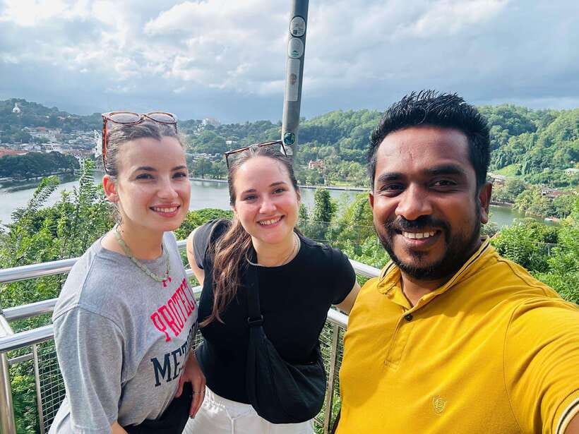 Nuwara Eliya: Tea Factory and Victoria Park Tour by Tuk Tuk - Victoria Park deserves more than a drive-by