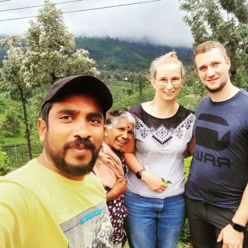 Nuwara Eliya: Tea Factory and Victoria Park Tour by Tuk Tuk - Ramboda View Point and the mountain road