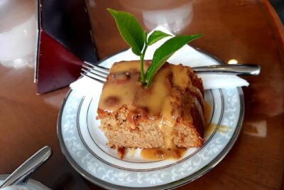 Nuwara Eliya Tea factory and waterfall tour