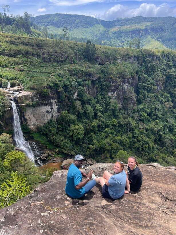 Nuwara Eliya Tuk-Tuk Tour Tea Picking,Tasting &Ramboda Falls - Starting at the Royal Post Office