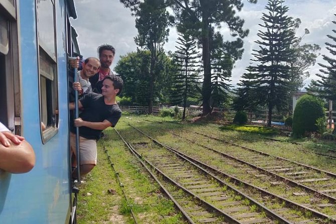 Nuwaraeliya (Nanuoya) to Ella Reserved Train Tickets - Second class or third class: what you can expect