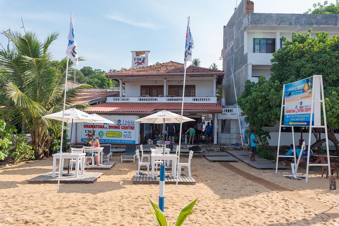 PADI Scuba Diver Course - Confined-water practice before the sea