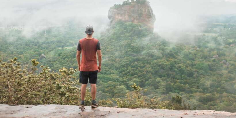 Pidurangala Rock: Sunrise/Sunset Picnic Hike - Climbing a rock with 2,000 years of stories