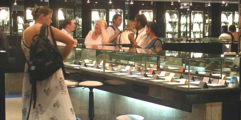 Pinnawala & Kandy Day Tour from Negombo - Timing, walking, and practical comfort