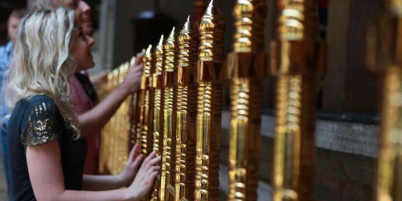 Pinnawala & Kandy Day Tour from Negombo - Spice gardens and a museum of precious stones