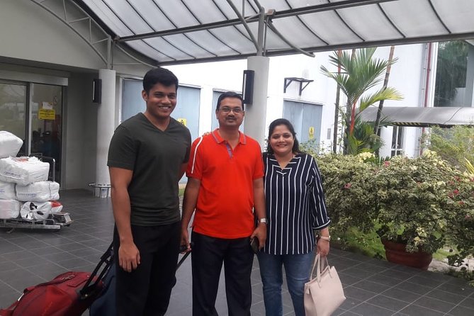 Private Car With certified Guide for Multi Day Tours - Airport pickup at Colombo Bandaranaike International Airport