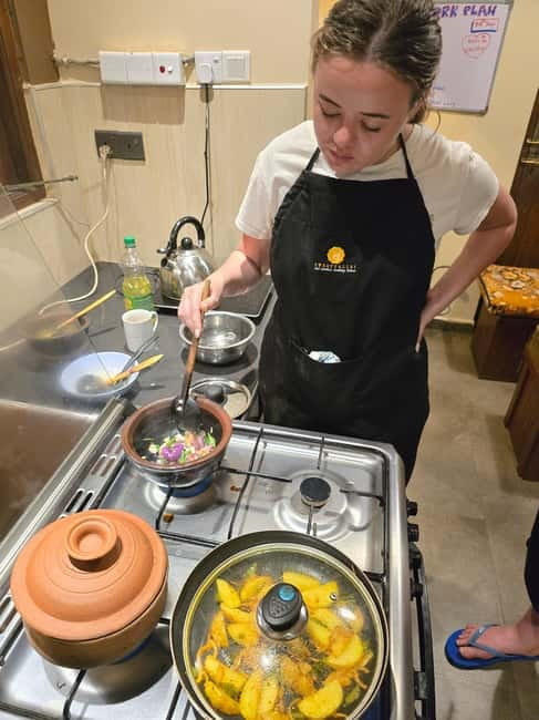Private cooking class - Personalized classic menu - Cooking traditional dishes in a modern kitchen