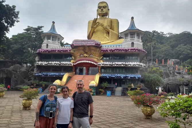 Private Dambulla Sigiriya Tour from Kandy with friendly chauffeur - The road from Kandy to Matale