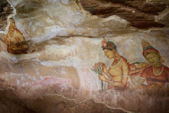 Private Day Tour from Colombo to Sigiriya, Dambulla & Pidurangala - Who should book this experience?