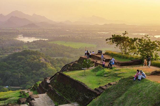 Private day tour to Sigiriya and Dambulla from Colombo - The 6:00 a.m. start from Colombo