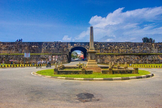 Private Galle Day Tour with Boat Safari & Tea Factory Visit - All Inclusive - Galle Dutch Fort in one focused hour