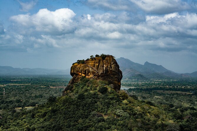 Private Journey to Sigiriya Majestic Rock Fortress from Colombo - The climb, the heat, and the fitness question