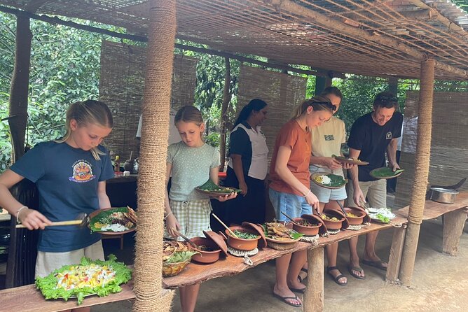 Private Kandy Authentic Cooking Class - Getting settled with a Sri Lankan drink