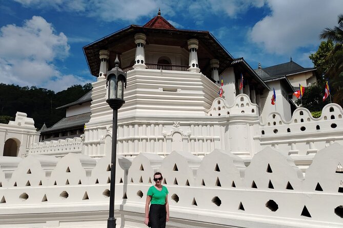 Private Kandy City Tour: Temple of the Tooth & Lake Highlights - What makes this Kandy tour worth considering