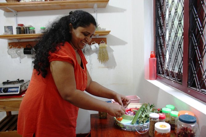 Private Market Visit and Cooking Class with Private Transfers from Kandy Hotels - The 30-minute ride to Buddhima’s village home