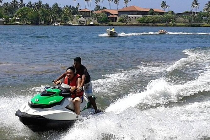 Private Multi-Day Outdoor Tour in Sri Lanka - Colombo shopping and the final airport transfer