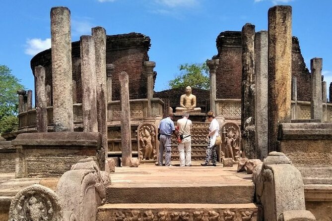 Private Polonnaruwa Sightseeing Day Tour from Sigiriya - From the museum to the granite king