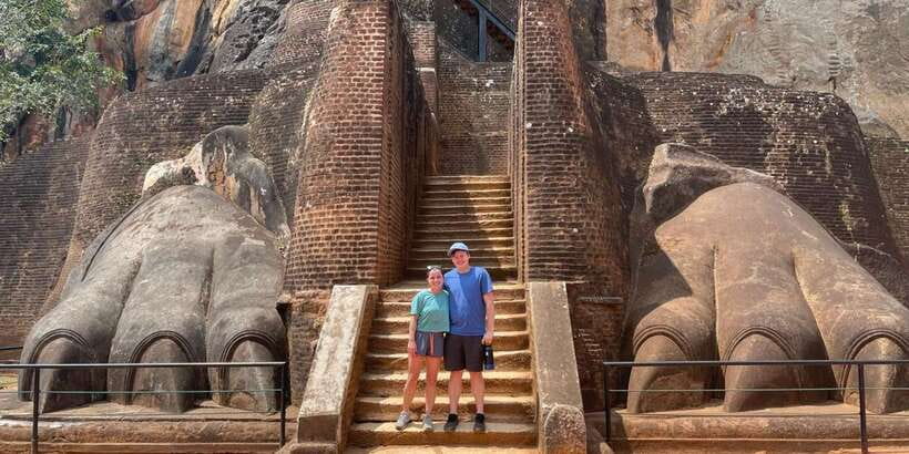 Private Sigiriya and Dambulla Day Tour from Colombo - Dambulla’s painted caves and temple rules